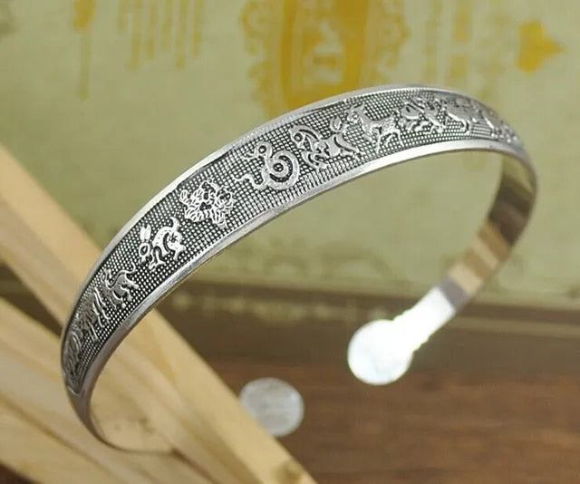 Boho Tibetan Silver Bangle Cuff - Stijl